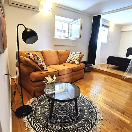 Apartman Max's Downtown Oasis *